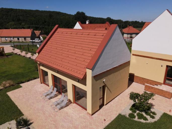 Vendvideki Pihenohazak Apartment Felsoszolnok Luaran gambar